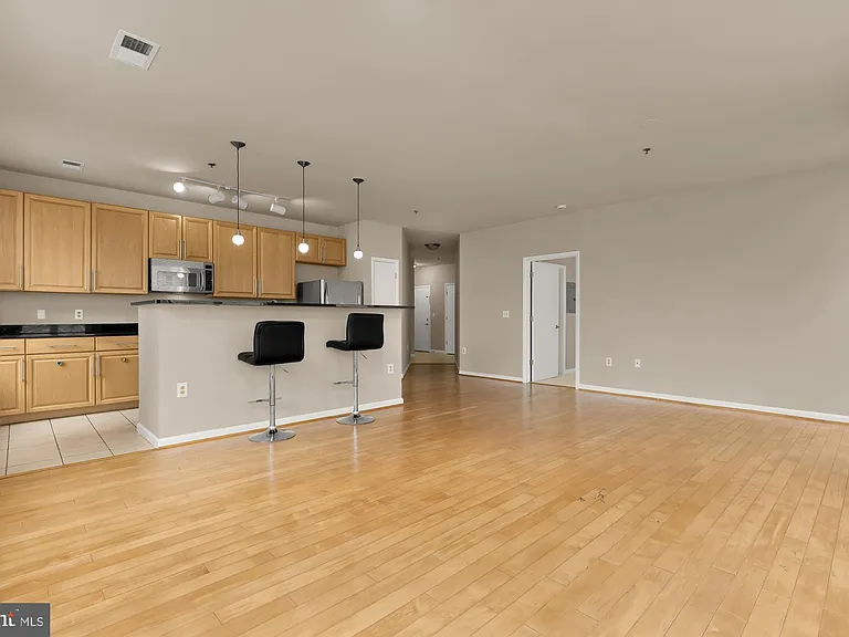 1201 E West Hwy #238 — Photo 10