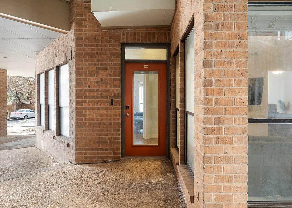 1st image of 1910 Robbins Pl APT 106