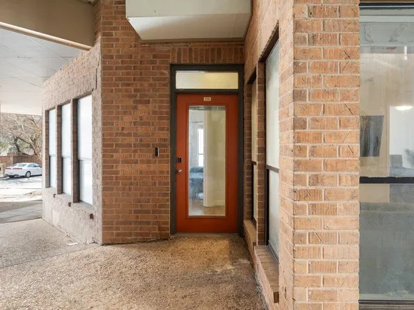 1910 Robbins Pl APT 106, Austin, TX 78705