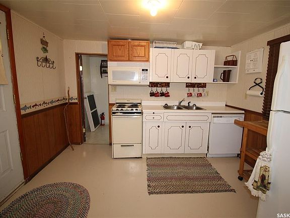 3rd image of 3-5 Springs DRIVE