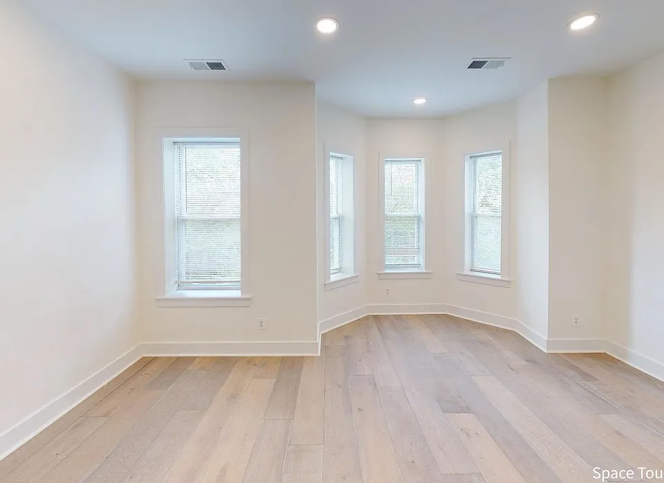 1452 Fairmont St NW #3A
