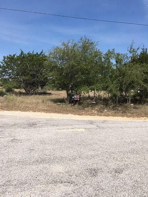 1st image of 106 Ashlee Ln