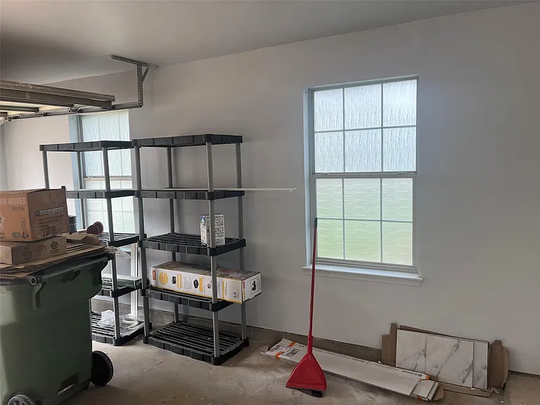 1806 Dublin Dr — Photo 35