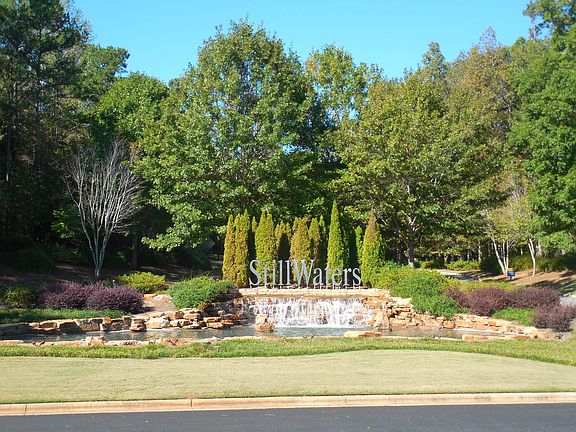 3rd image of 45 Eastwood Ln