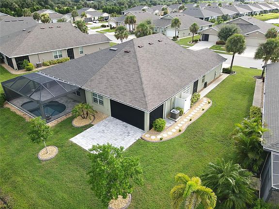 4th image of 7136 CRYSTAL WAY
