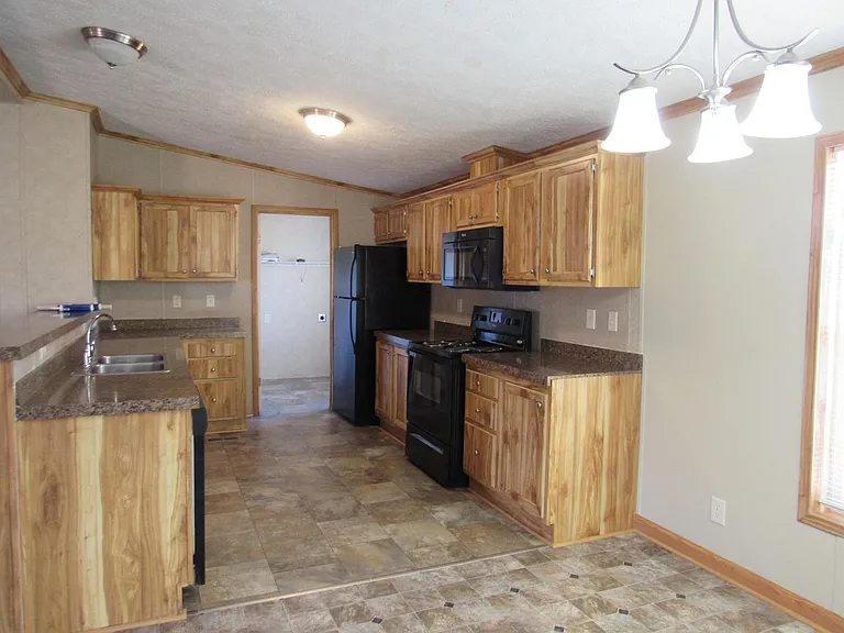 5211 W Pontiac St — Photo 9