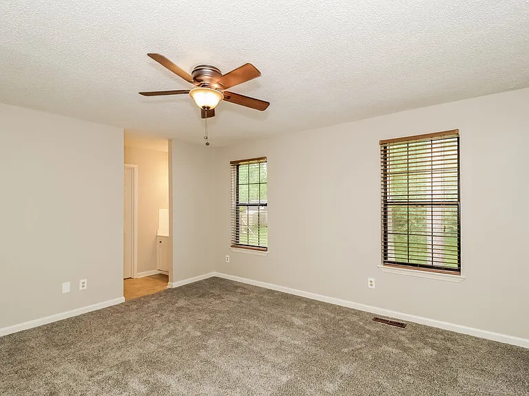 3240 Beaver Dr — Photo 9