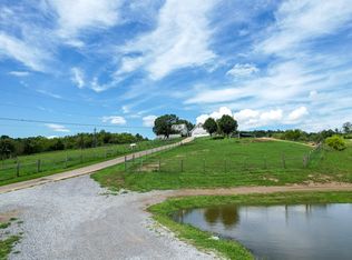 800 Roaring Fork Rd, Greeneville, TN 37745