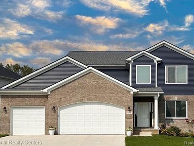 53176 Woodland Mdws, Chesterfield, MI, 48047