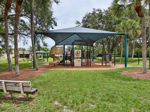 4413 NW 22nd Road #404, Coconut Creek, FL 33066