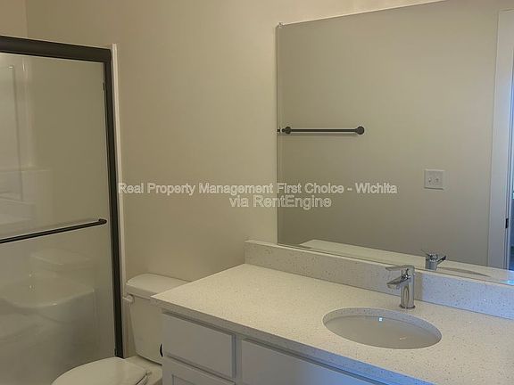 5th image of 17008 W Kashmir St