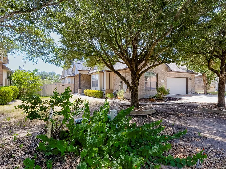 19421 Brent Knoll Dr