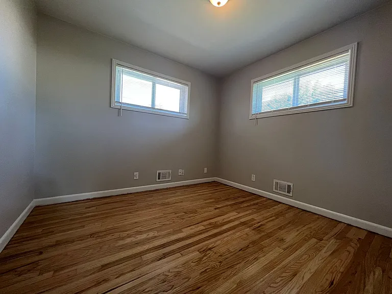 1365 Lucille Ct — Photo 13