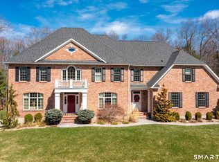 94 Lofgren Road, Avon, CT 06001
