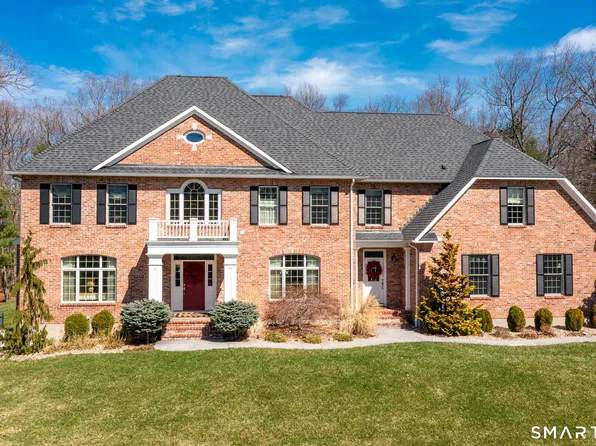 94 Lofgren Road, Avon, CT 06001