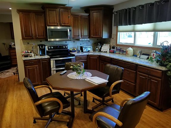 4th image of 226 Northridge Dr