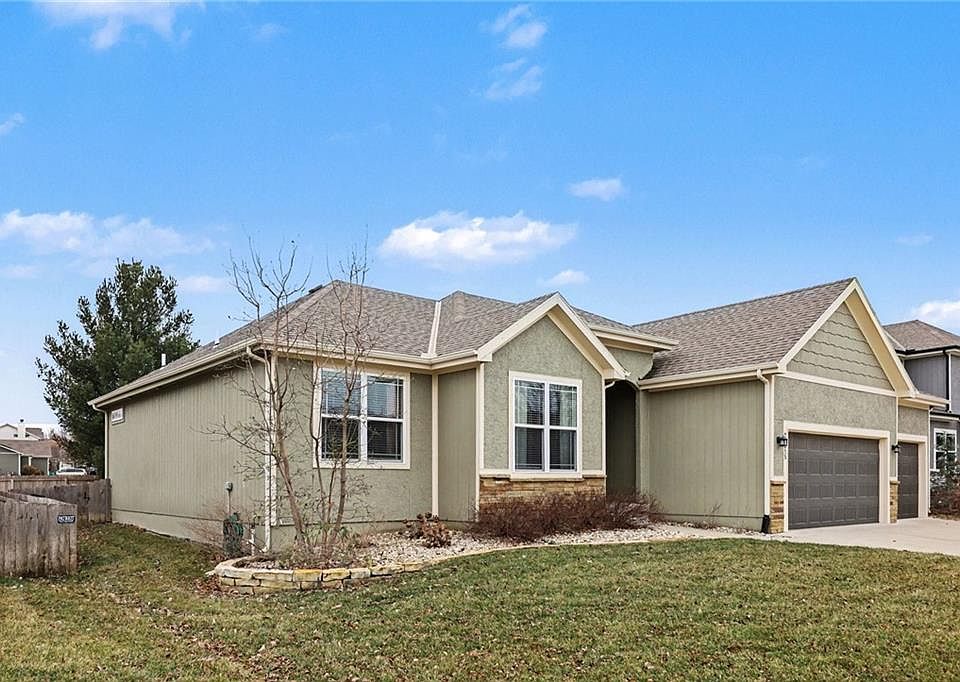 20815 W 225th Ter, Spring Hill, KS 66083 | Zillow