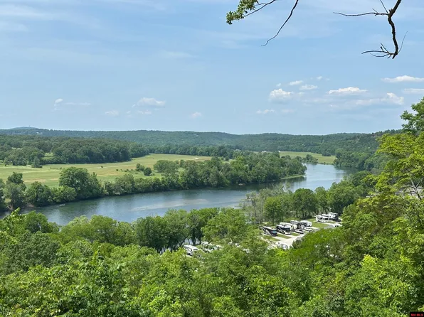 377 Virginia Lee Ext, Cotter, AR 72626