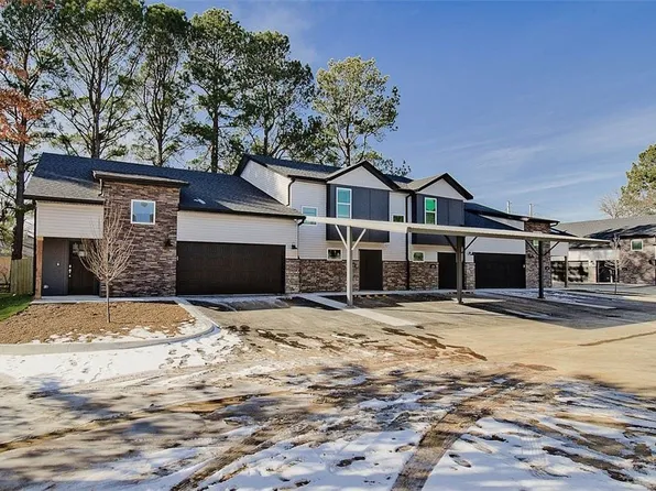 899 N Rupple Rd #121, Fayetteville, AR 72704