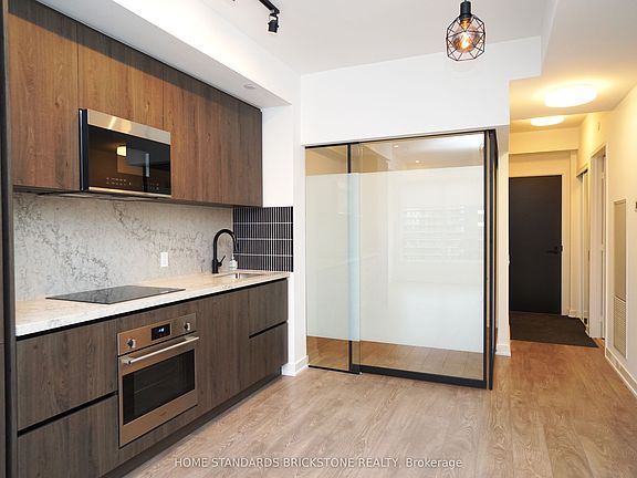 2nd image of 108 Peter St #3803
