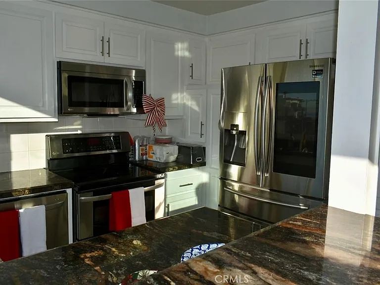 6400 Pacific Ave #311 — Photo 32
