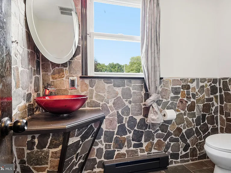 612 Bustleton Pike — Photo 12