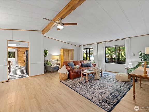 4th image of 1768 Lake Drive