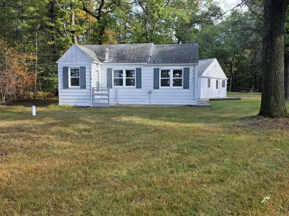 6898 Loud Dr, Oscoda, MI 48750