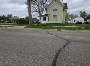 209 E Corunna Ave, Corunna, MI 48817