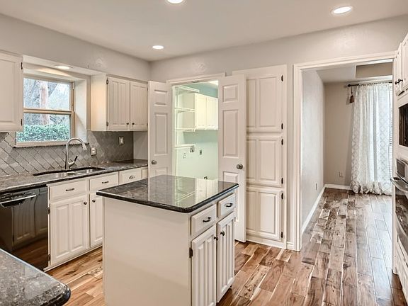 5th image of 1805 Rollingwood Ct