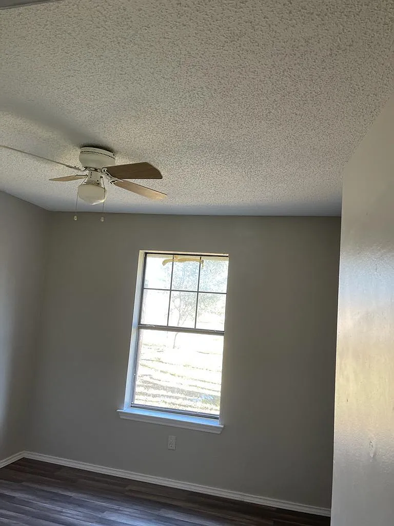 4 bed, 1473 sqft, $1,895 — Photo 3