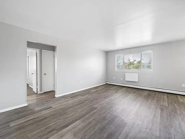 1412 W 72nd Ave #D1 — Photo 2