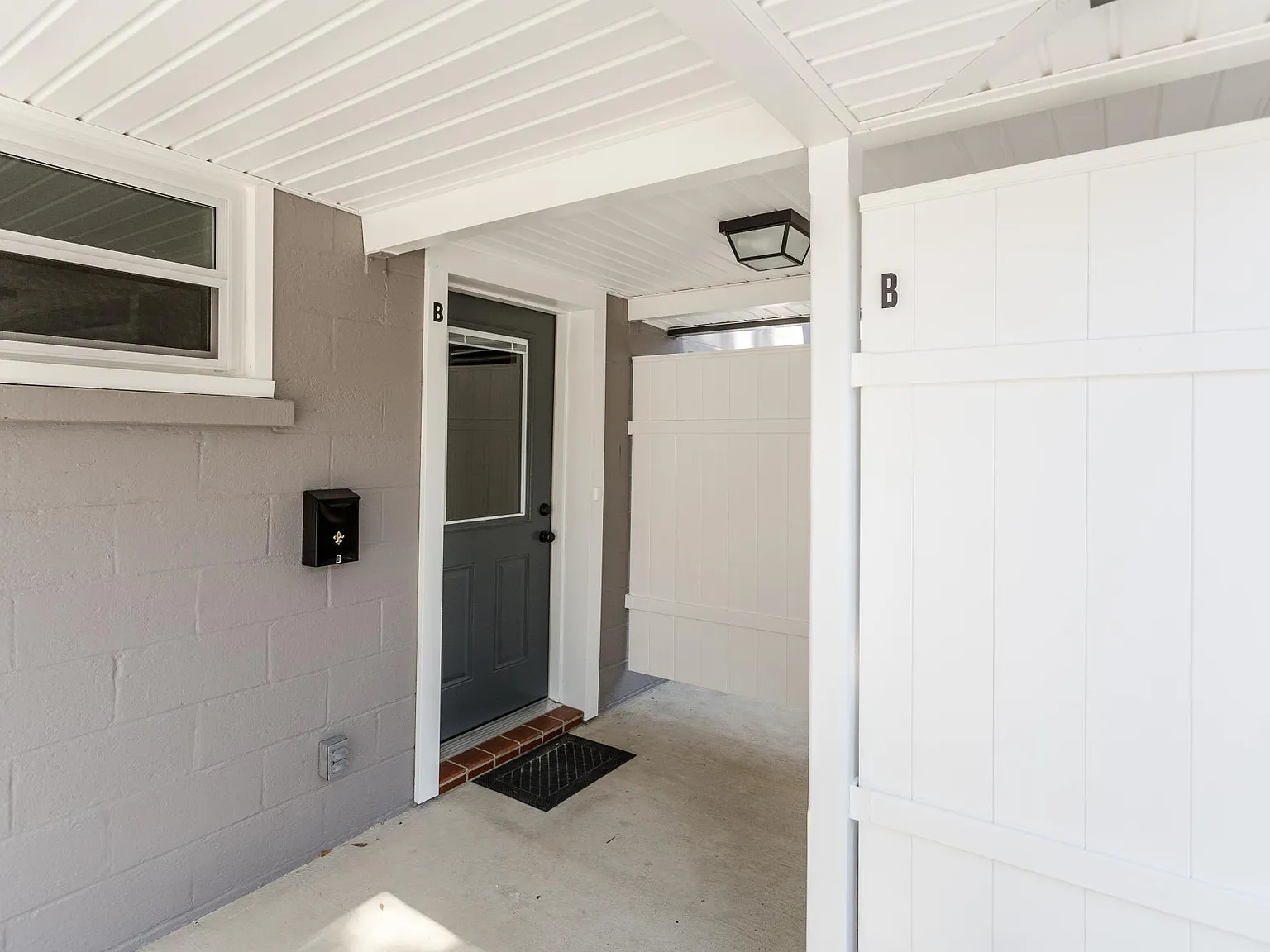 428 Courthouse St — Photo 2