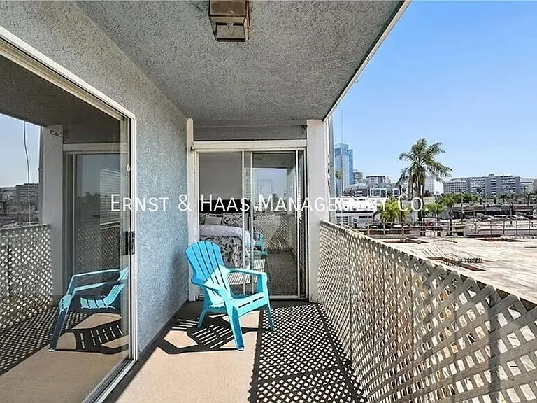 955 E 3rd St #304 — Photo 22