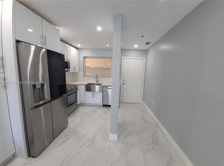 453 SW 2nd St APT 306C, Miami, FL 33130