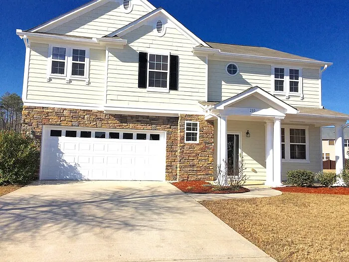4 bed, 3.5 bath, 2934 sqft, $2,495 — Photo 2