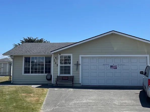 125 Becky Ct, Crescent City, CA 95531
