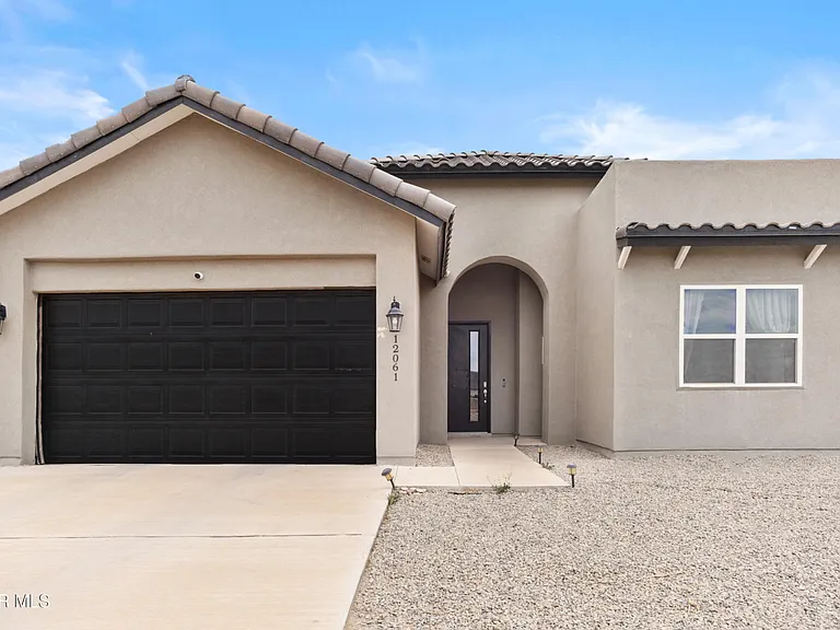 12061 Hidden Gardens Pl — Photo 1