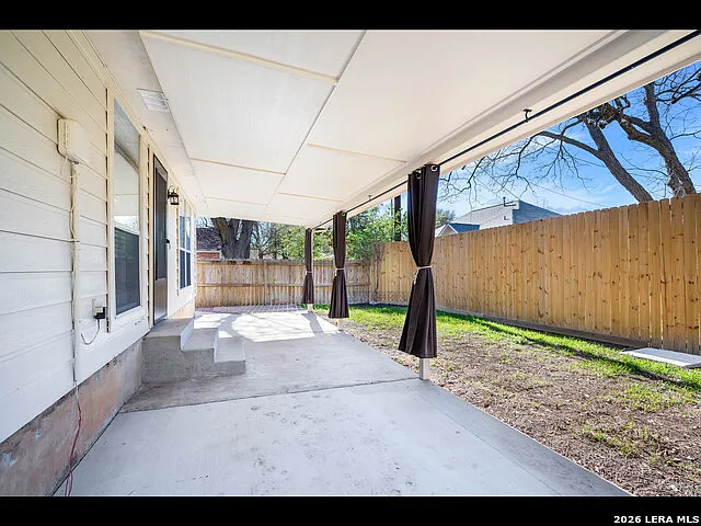 963 River Rock — Photo 28