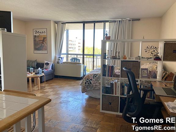 5th image of 60 Longwood Ave APT 606