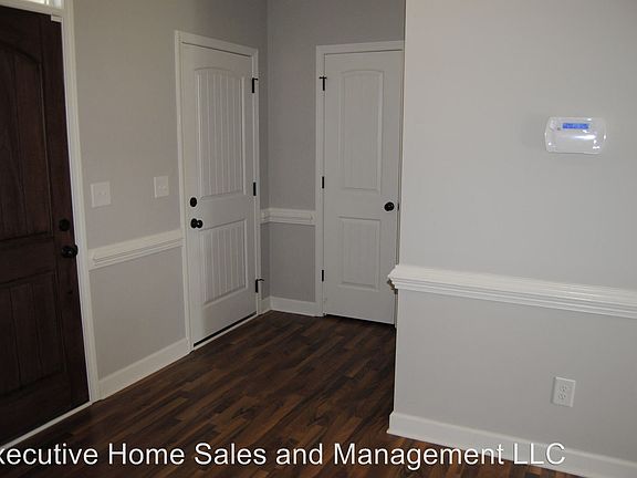 2nd image of 102 Ingram Fields Dr