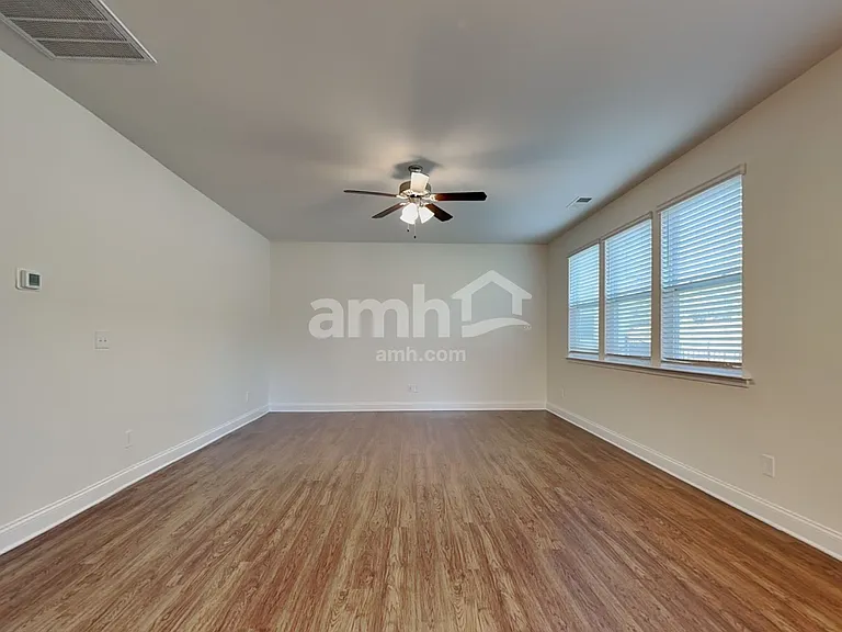 119 Hamilton Park Dr — Photo 9