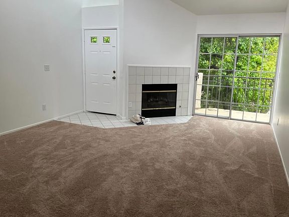 3rd image of 24105 Del Monte Dr Unit 446