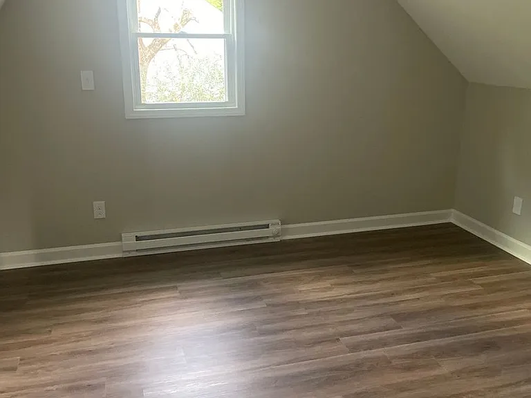 272 Hedgecock Ave — Photo 6
