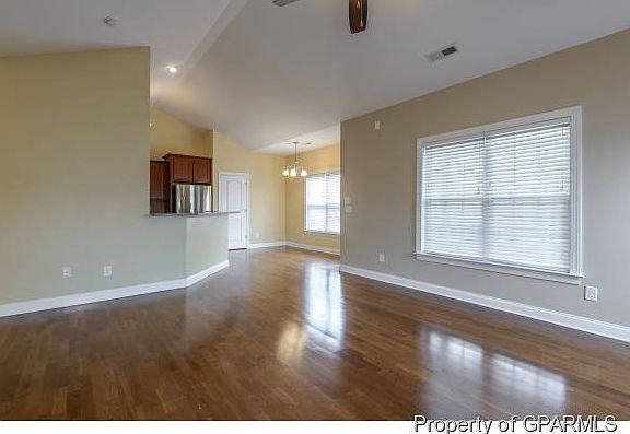 3rd image of 4101 Killarney Dr