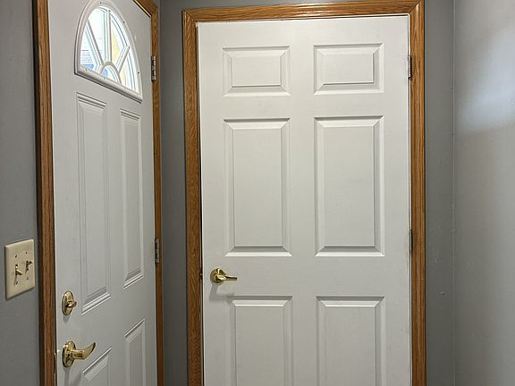 3rd image of 1750 Liberty Ave