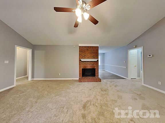 3rd image of 184 Bradford Pl