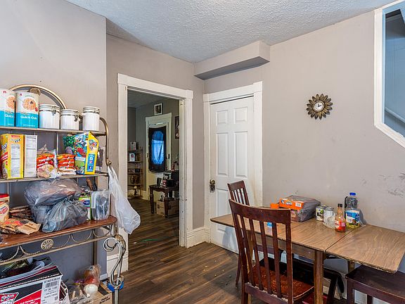 4th image of 305 N 35th St