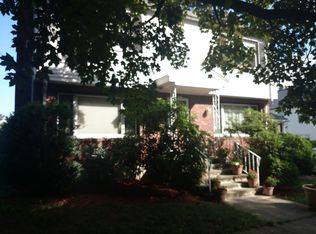 5 Crockers Ln, West Roxbury, MA 02132