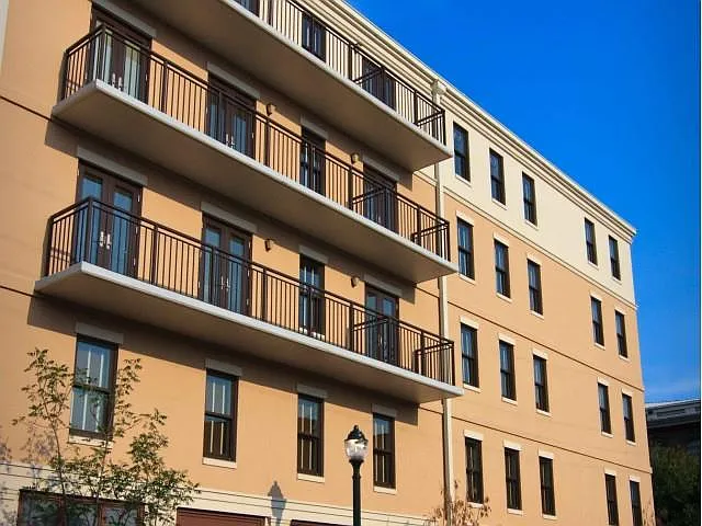 Nine 27 Apartments — Photo 10